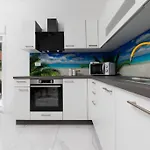 Veroniq Z Bazenom&jacuzzi Villa Soline (Krk)