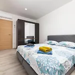Villa Veroniq Z Bazenom&jacuzzi